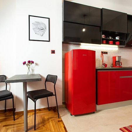 סלוניקי Downtown Luxury Boutique Suites : The Red Suite מראה חיצוני תמונה