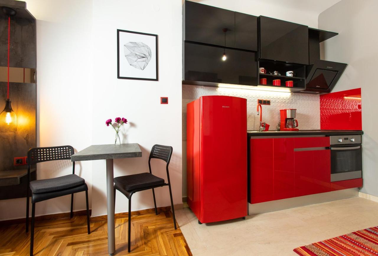 סלוניקי Downtown Luxury Boutique Suites : The Red Suite מראה חיצוני תמונה