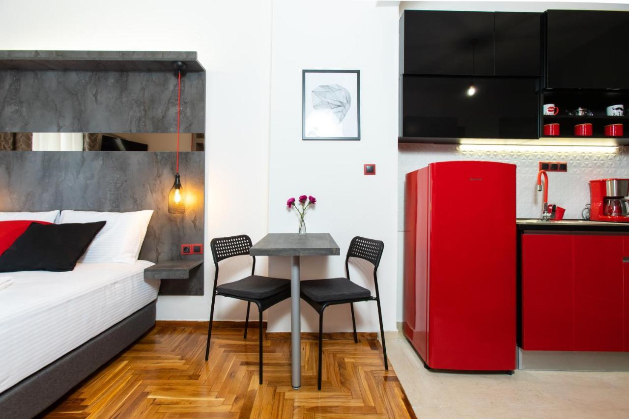 סלוניקי Downtown Luxury Boutique Suites : The Red Suite מראה חיצוני תמונה