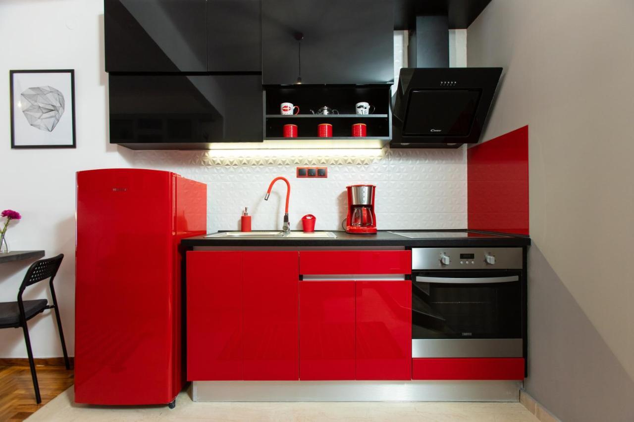 סלוניקי Downtown Luxury Boutique Suites : The Red Suite מראה חיצוני תמונה