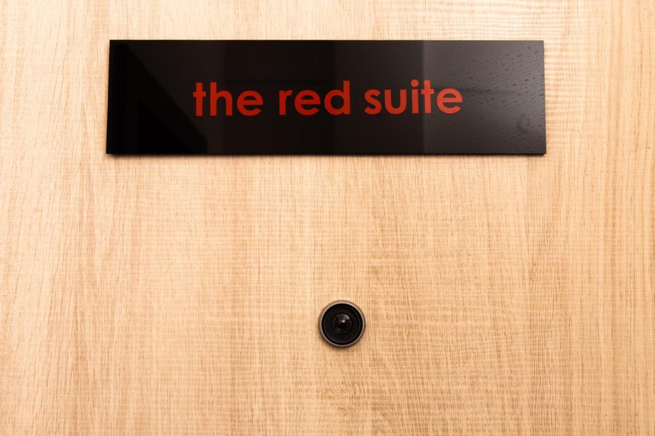 סלוניקי Downtown Luxury Boutique Suites : The Red Suite מראה חיצוני תמונה